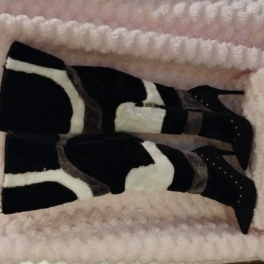 Stylish Black and White Faux Fur Knee-High Boots, size 8.5, 4" heel, never worn.